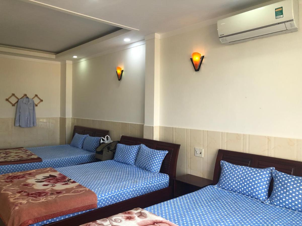Nha Nghi Binh Yen Bed & Breakfast Плей Ку Екстериор снимка