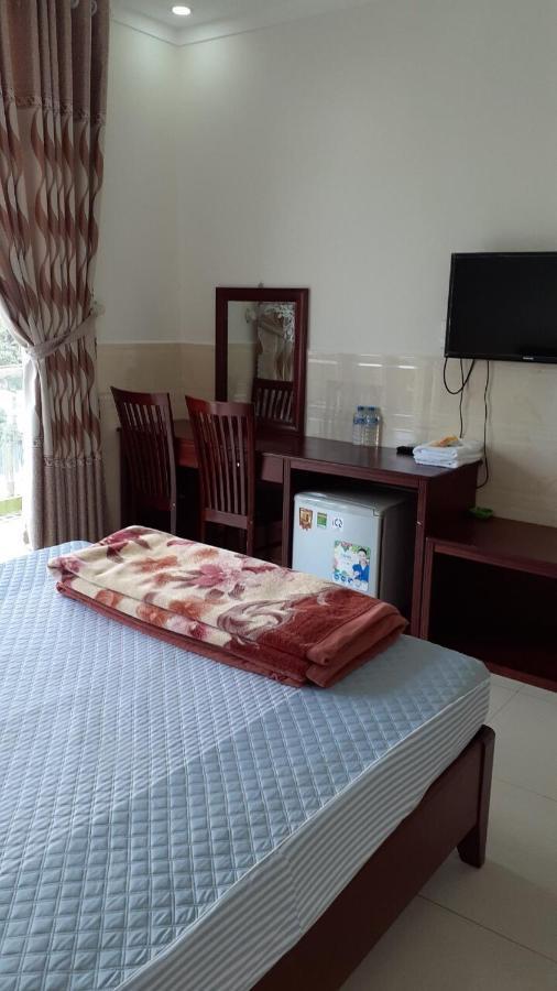 Nha Nghi Binh Yen Bed & Breakfast Плей Ку Екстериор снимка