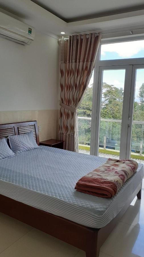 Nha Nghi Binh Yen Bed & Breakfast Плей Ку Екстериор снимка